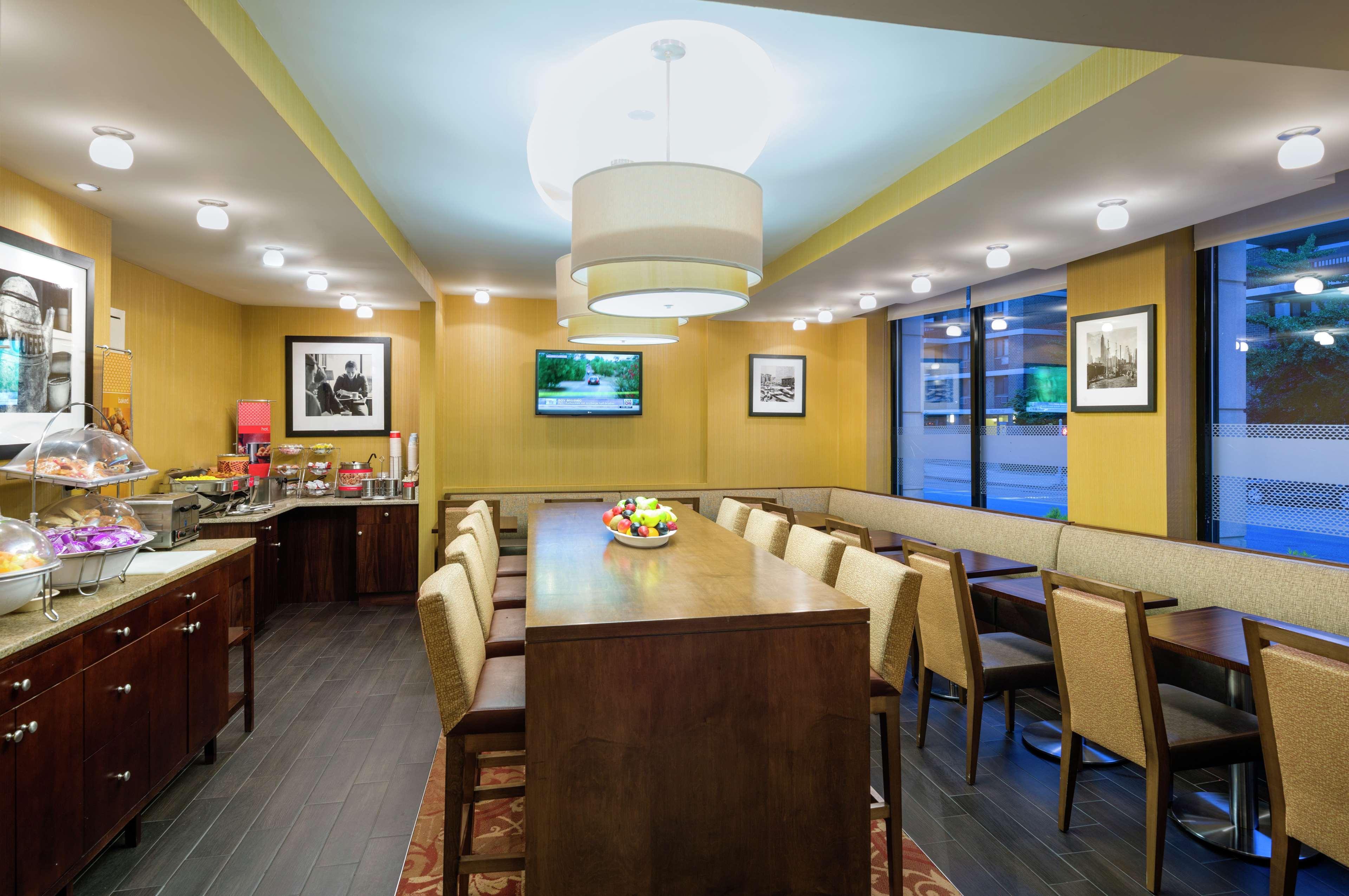 Hotel Hampton Seaport Financial District New York