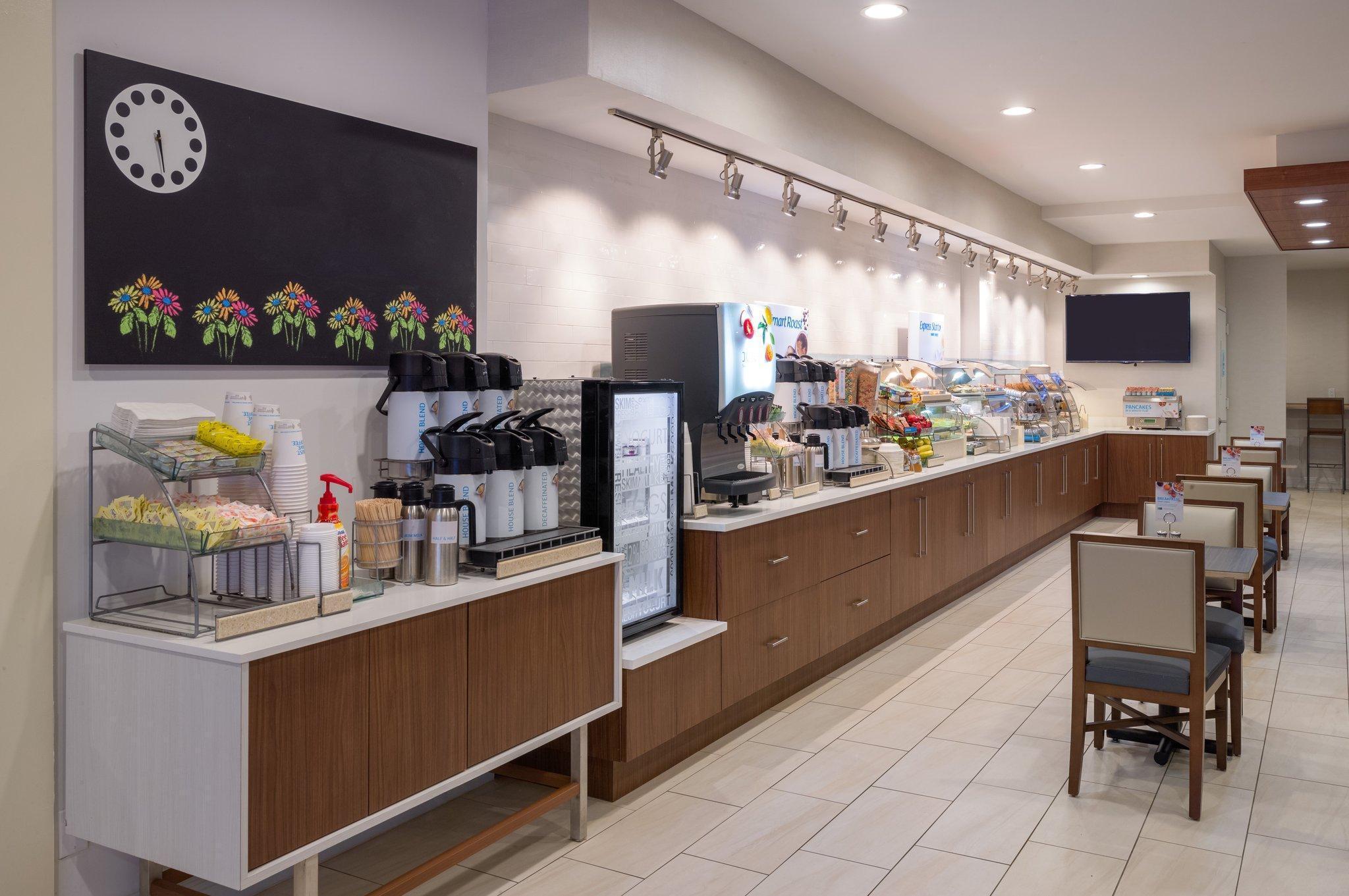 Holiday Express City Chelsea By Ihg Hotel