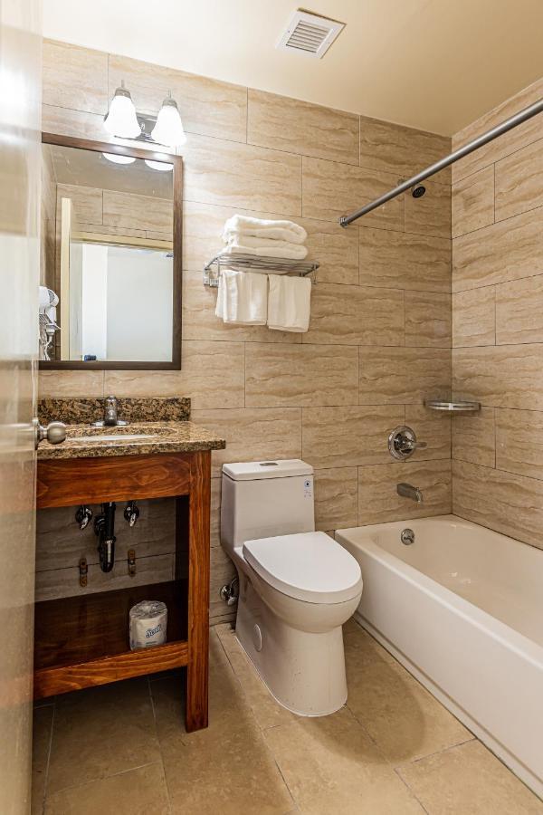 Hotel Astoria Laguardia New York