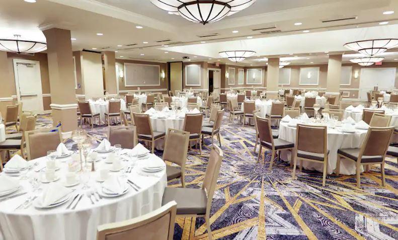 Martinique On Broadway, Curio Collection By Hilton 4*
