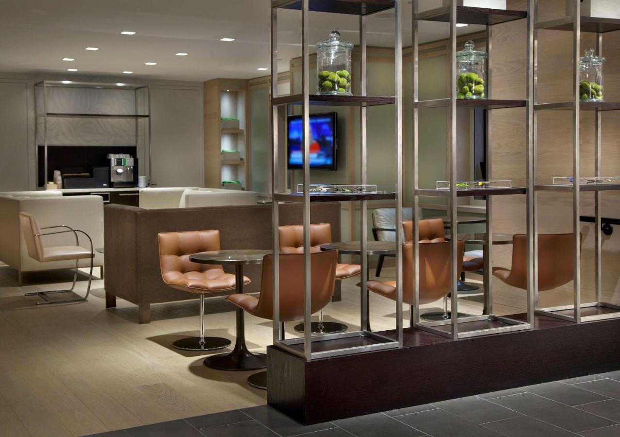 Hyatt Grand Central 4*