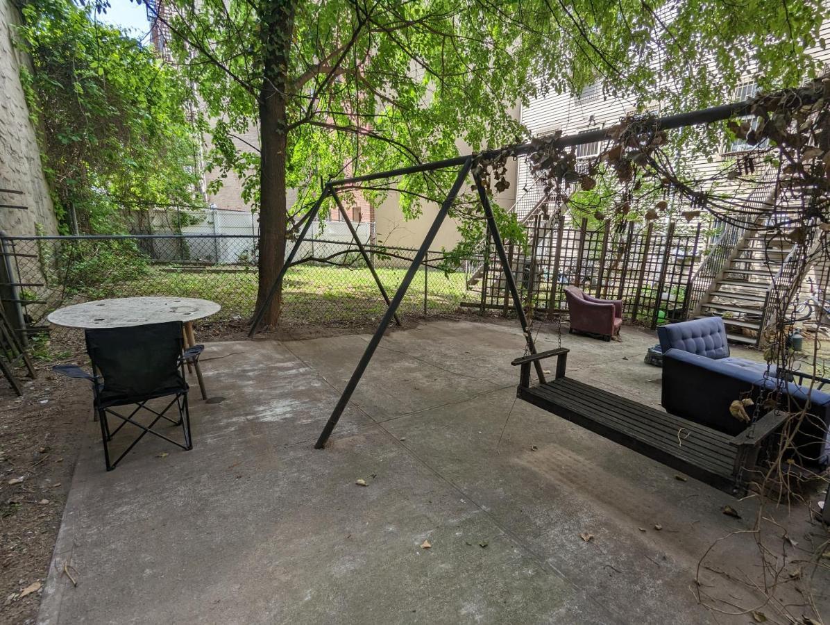 Williamsburg Private With Garden