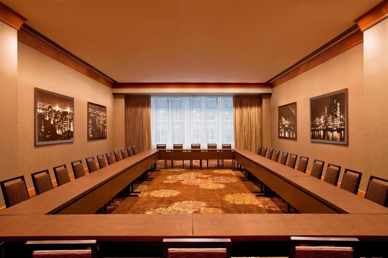 Hotel The Westin Grand Central 4*