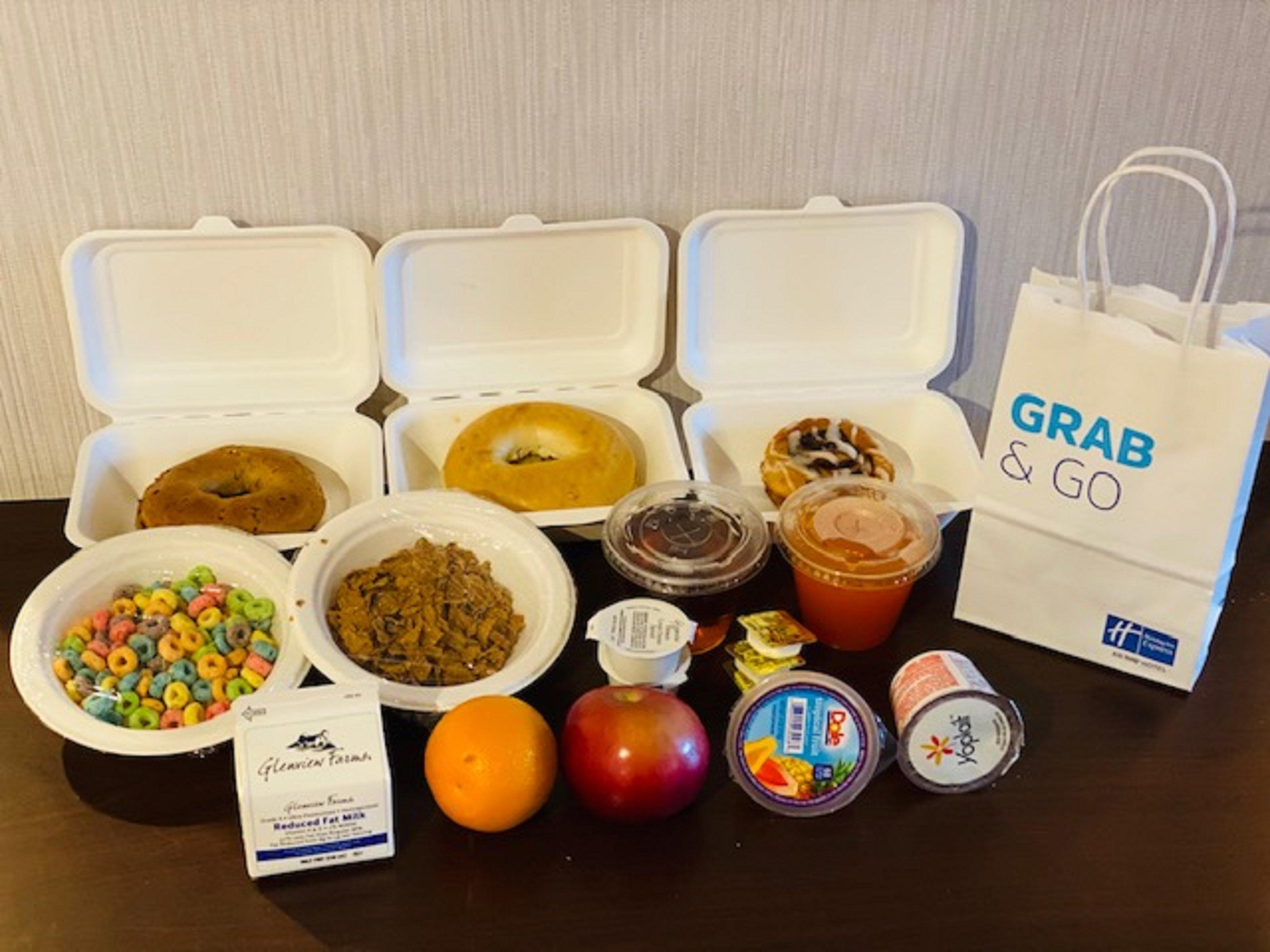 Holiday Express Maspeth By Ihg Hotel 2*