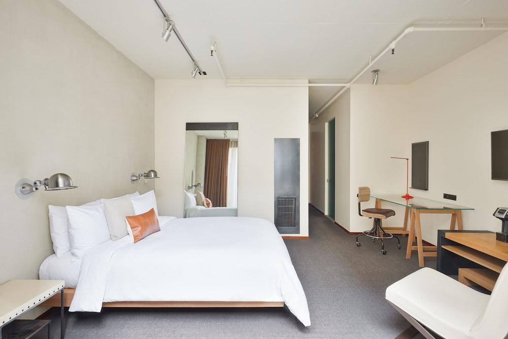 Hotel Chambers Powered By Sonder New York