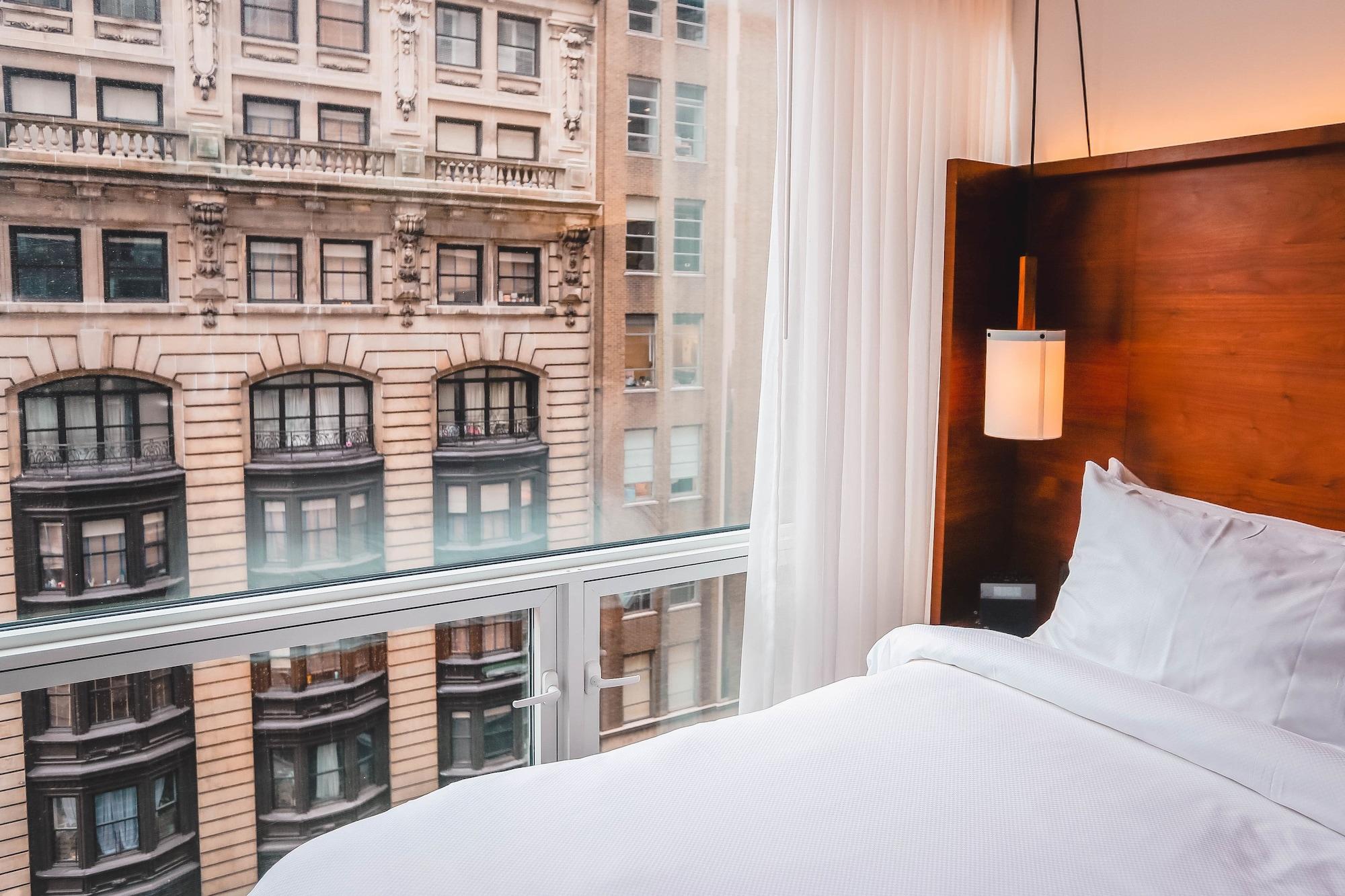 Arlo Nomad New York