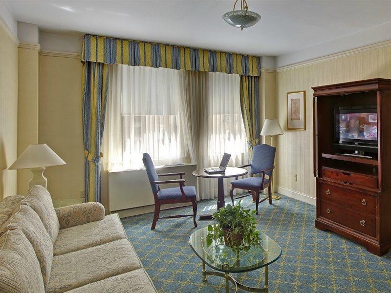 Wellington Hotel 3*
