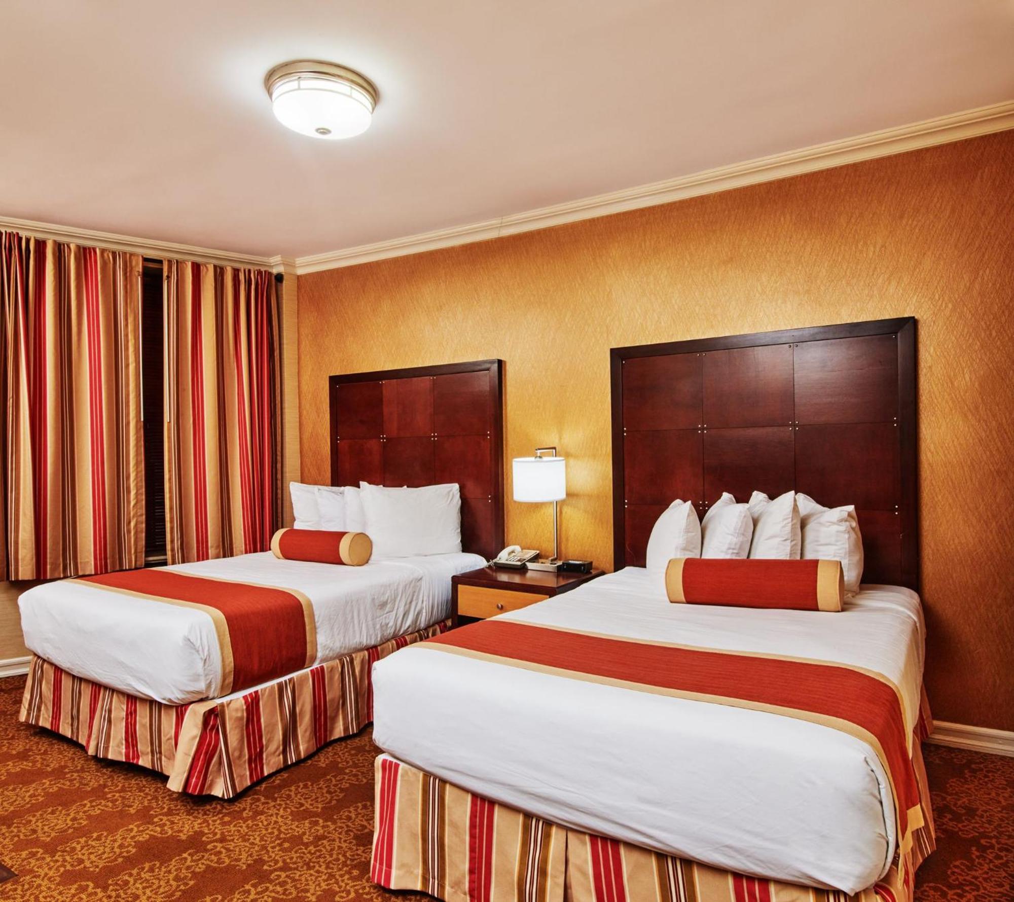 Aparthotel Radio City 3*