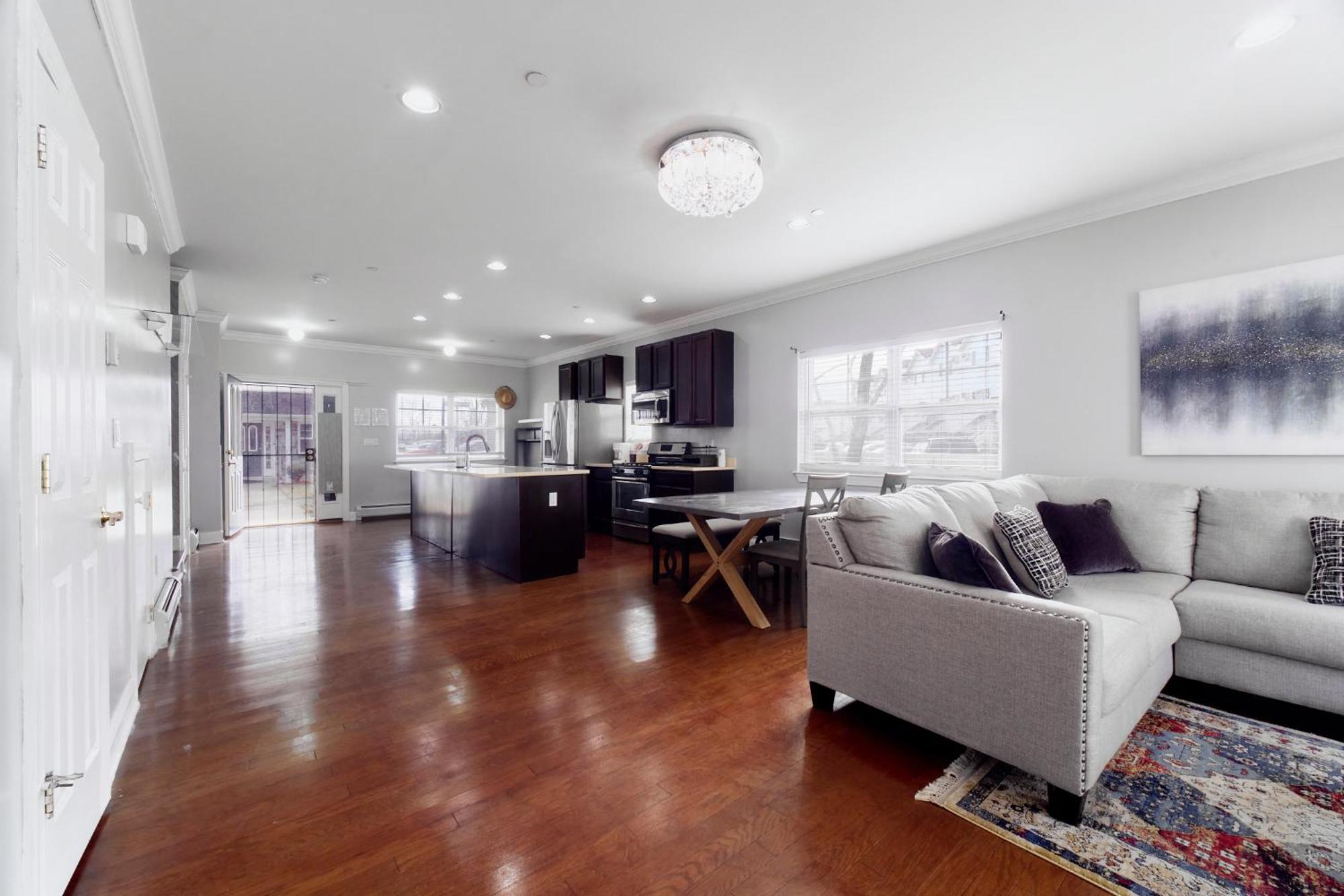 Waterfront Gem Duplex 3 Bedroom 2floor In Whitestone Bronx Free Parking Ferienhaus *