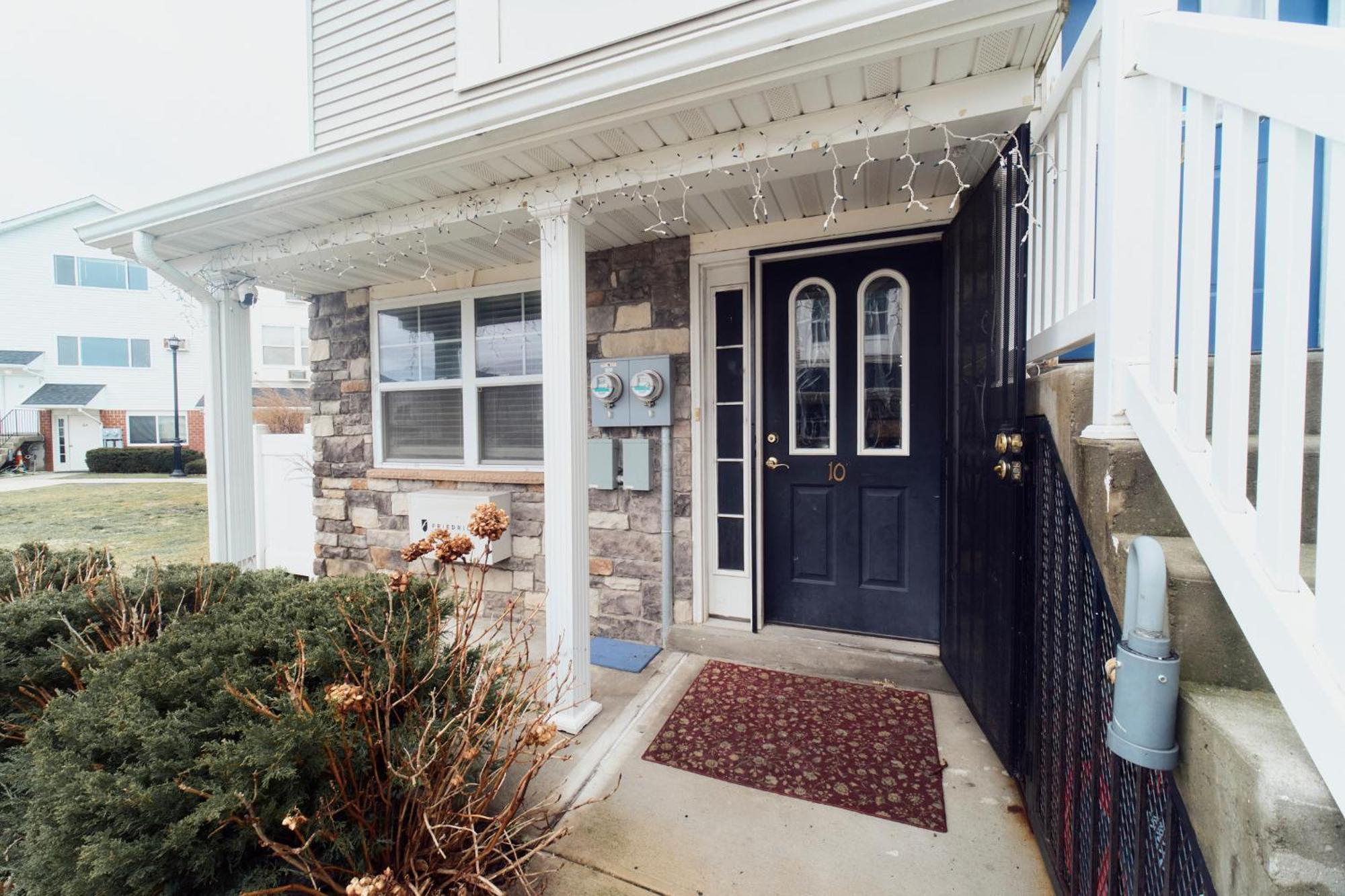 Ferienhaus Waterfront Gem Duplex 3 Bedroom 2floor In Whitestone Bronx Free Parking *