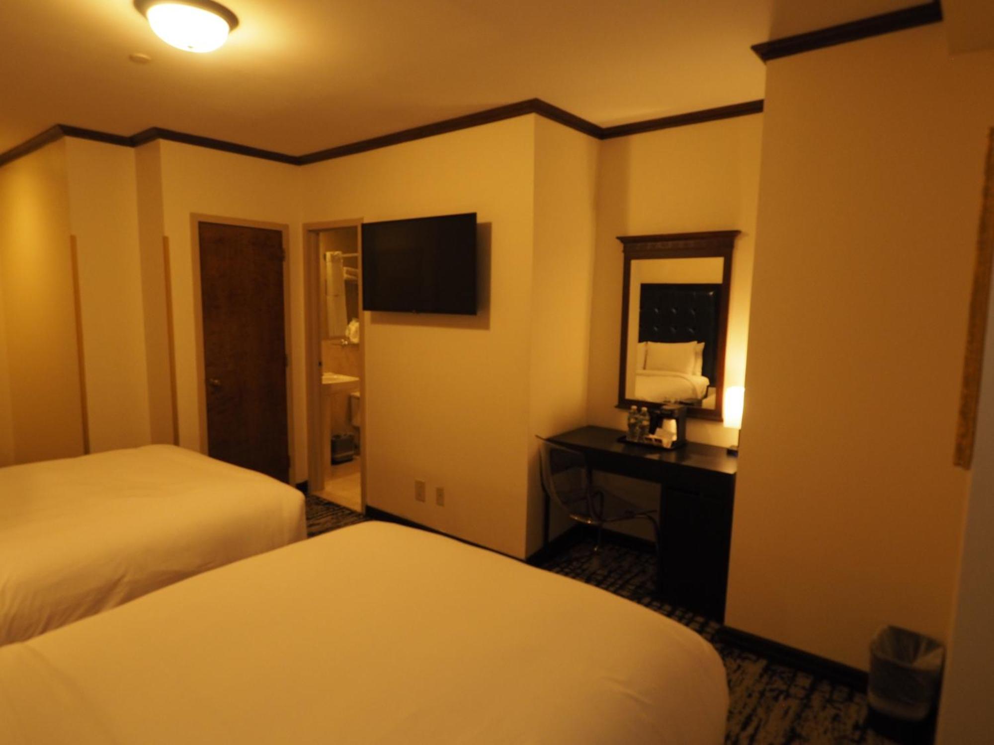 Night Broadway 3* New York