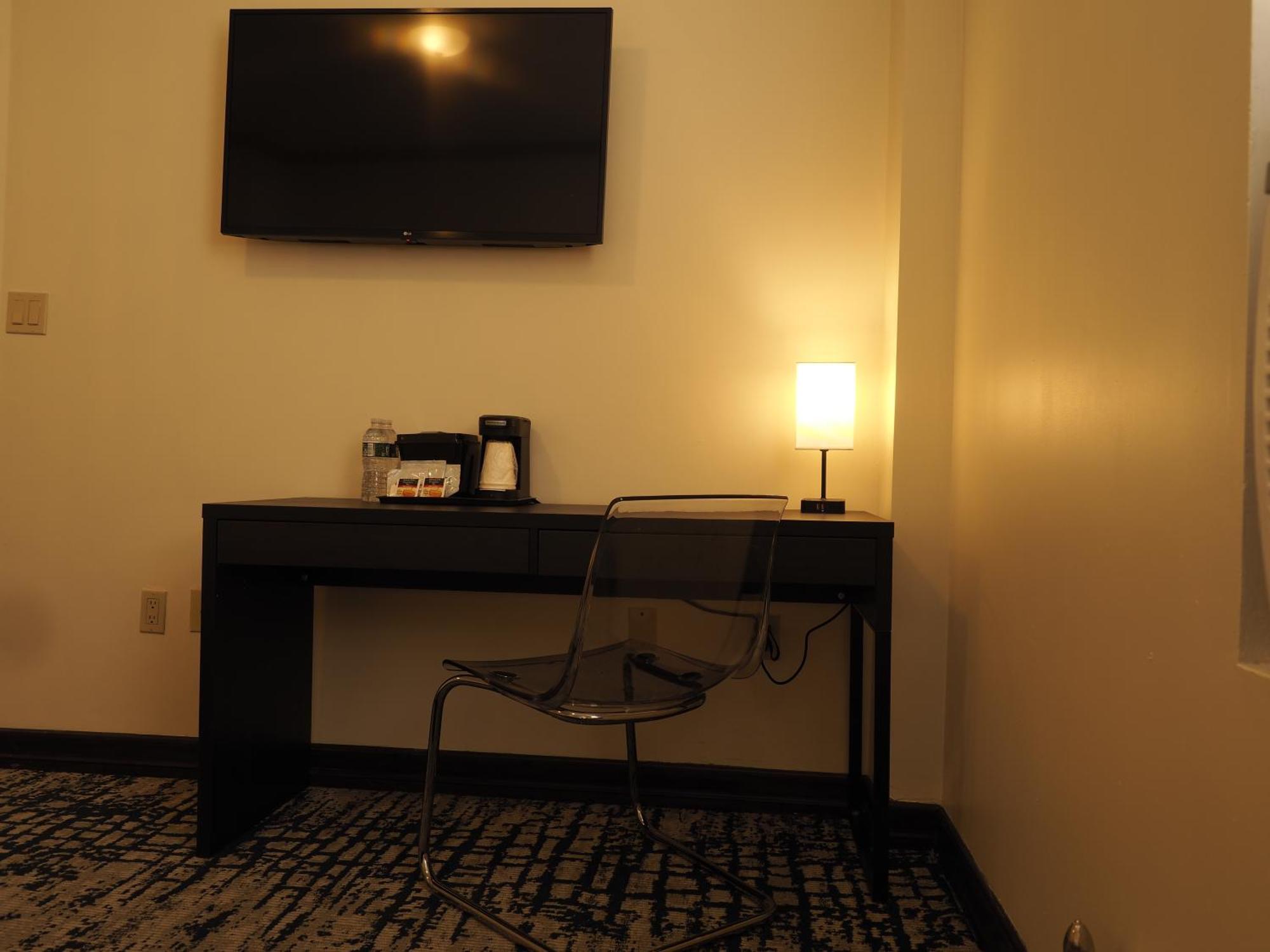 Night Broadway Hotel New York