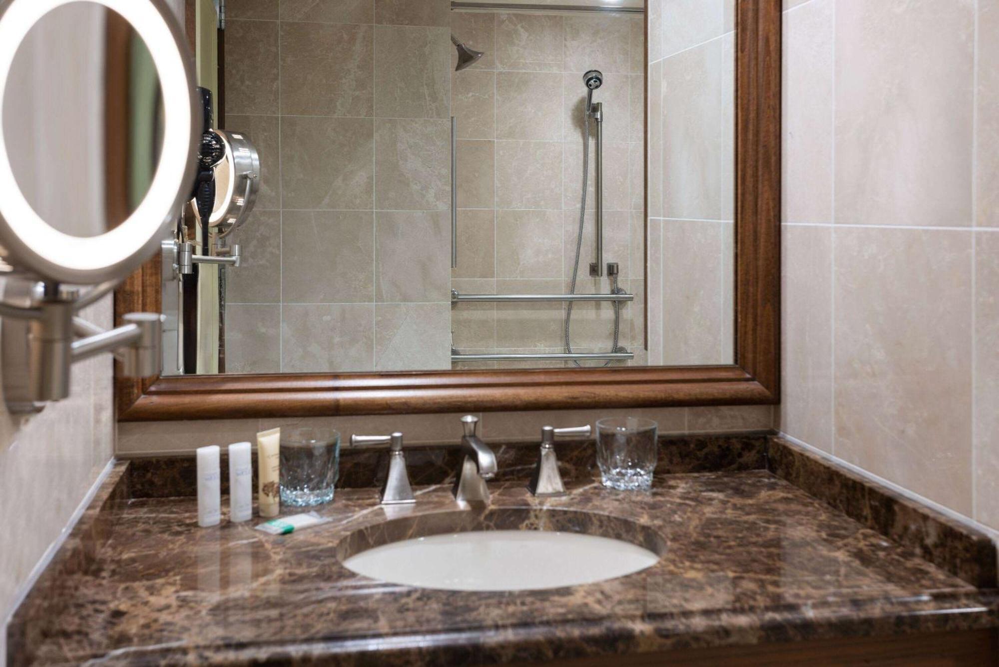 Hotel Blakely 4*