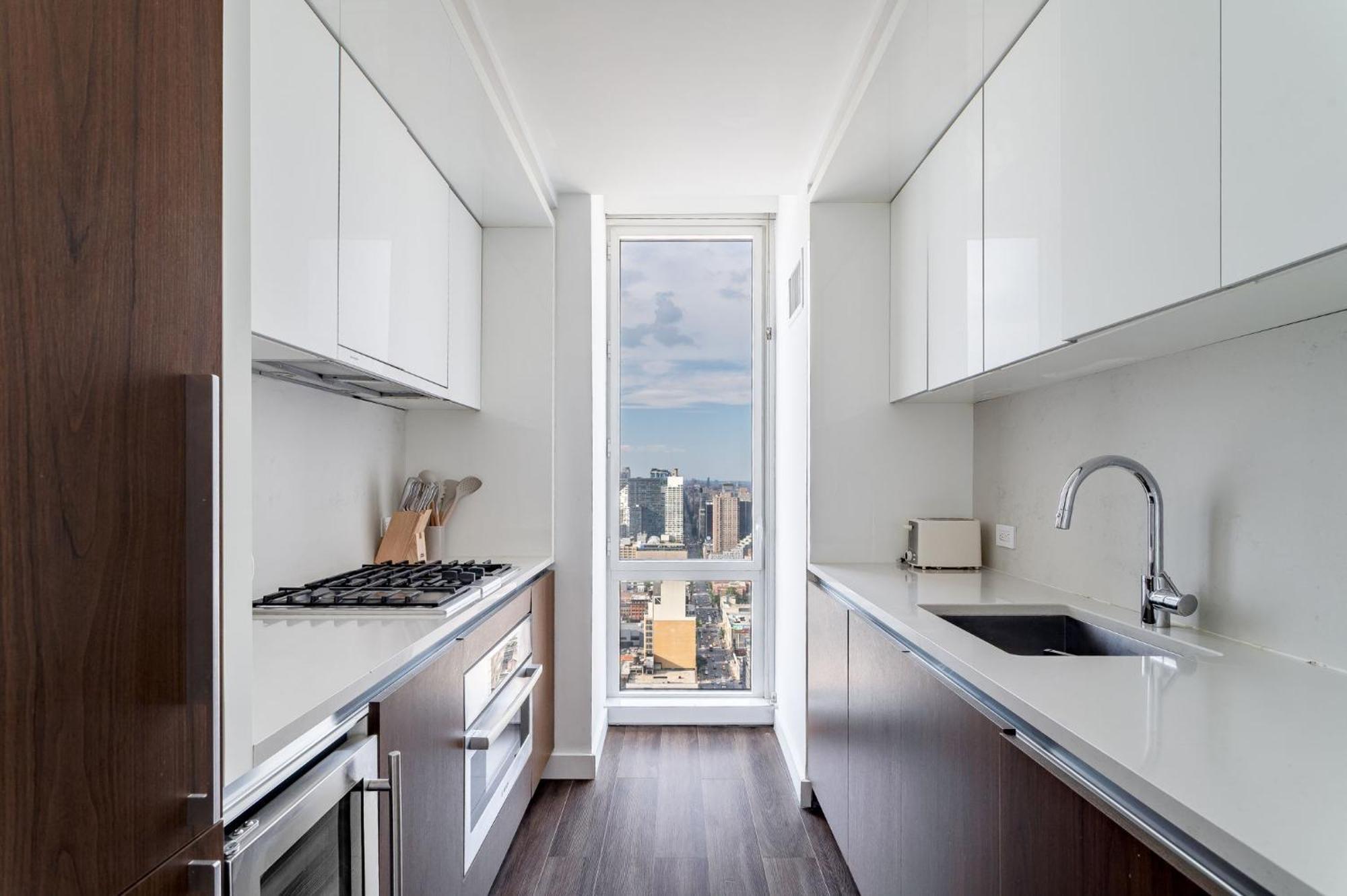 Luxx Hiding Gem 2 Beds 1,5 Bath New York