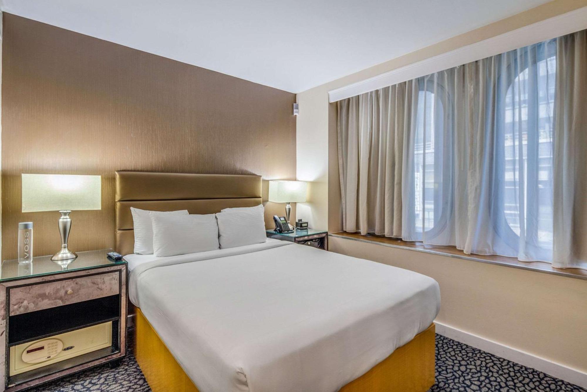 Hotel The Historic Blue Angel Lexington Ave, Ascend Collection New York