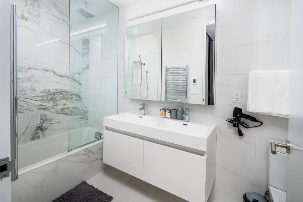 Apartment Luxury Full Floor Chelsea St 7 *