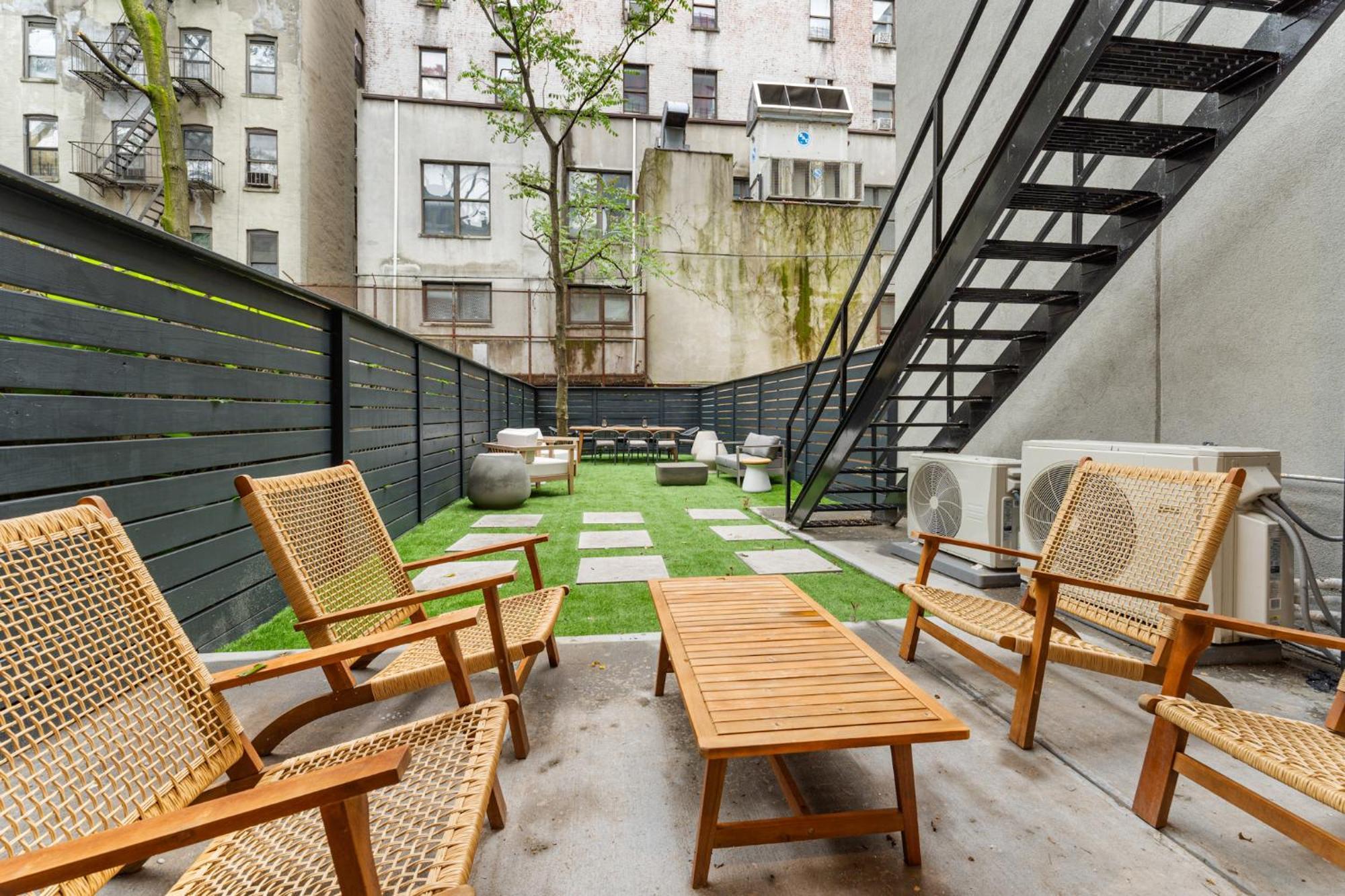 Luxurious Harlem With Modern Amenities, Outdoor Patio! * New York
