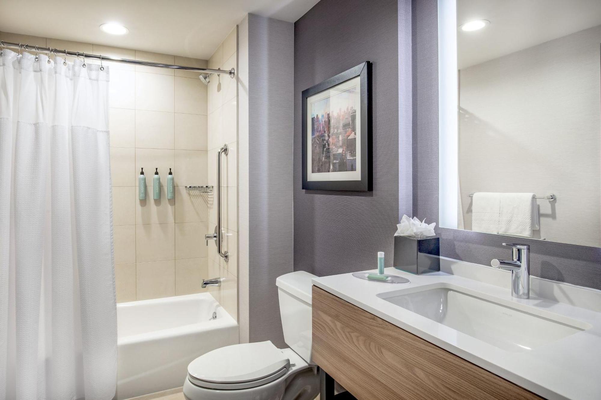 Courtyard By Marriott Times Square West 3*