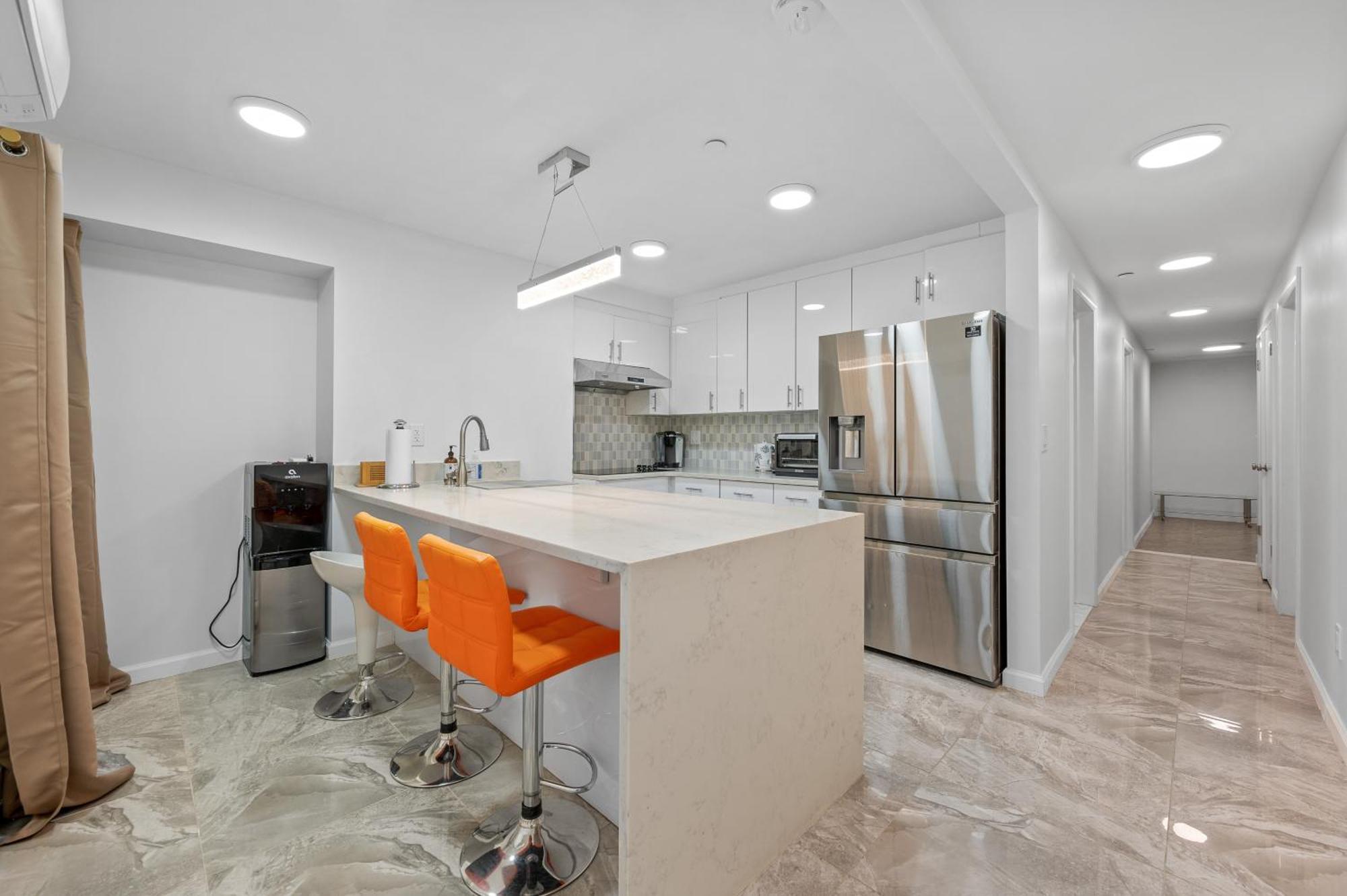 Upper East Side Luxury 3br 2b 1700 Square Feet 4* New York