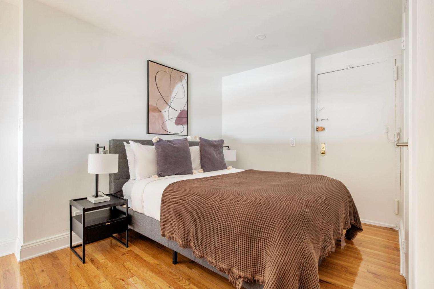 Midtown East 1br W Elevator Wd Nr Park Ave Nyc-1291 New York