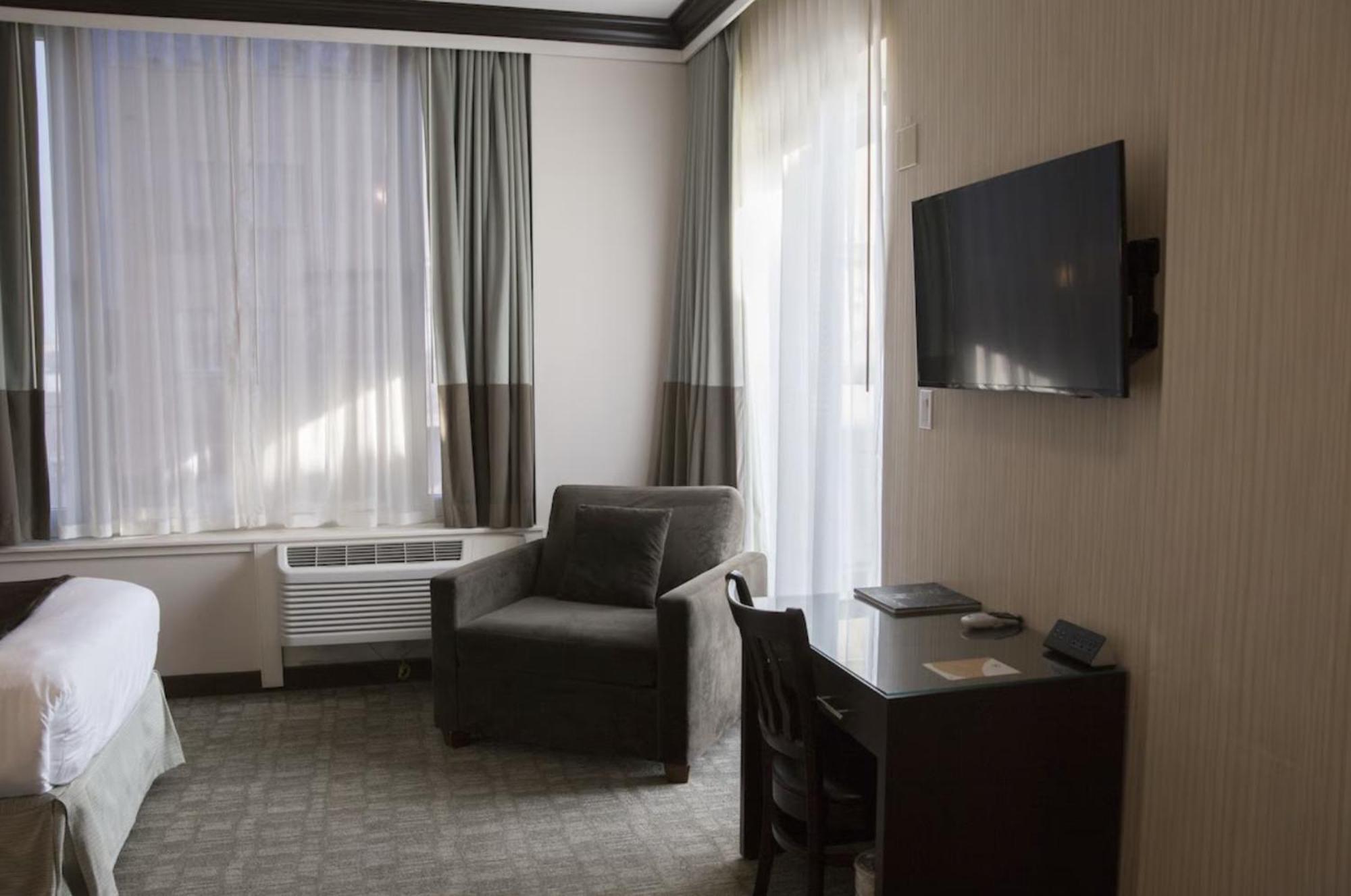 Hotel Aura Hotel Brooklyn 4*