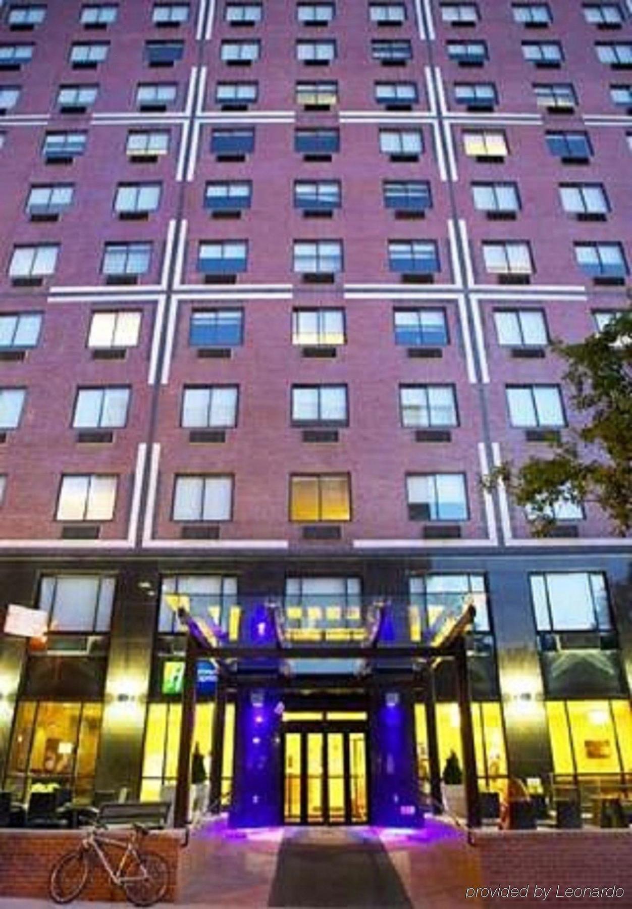 Holiday Express Manhattan Midtown West By Ihg New York