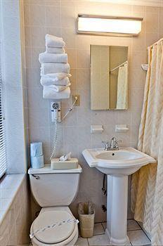 Radio City Aparthotel 3*