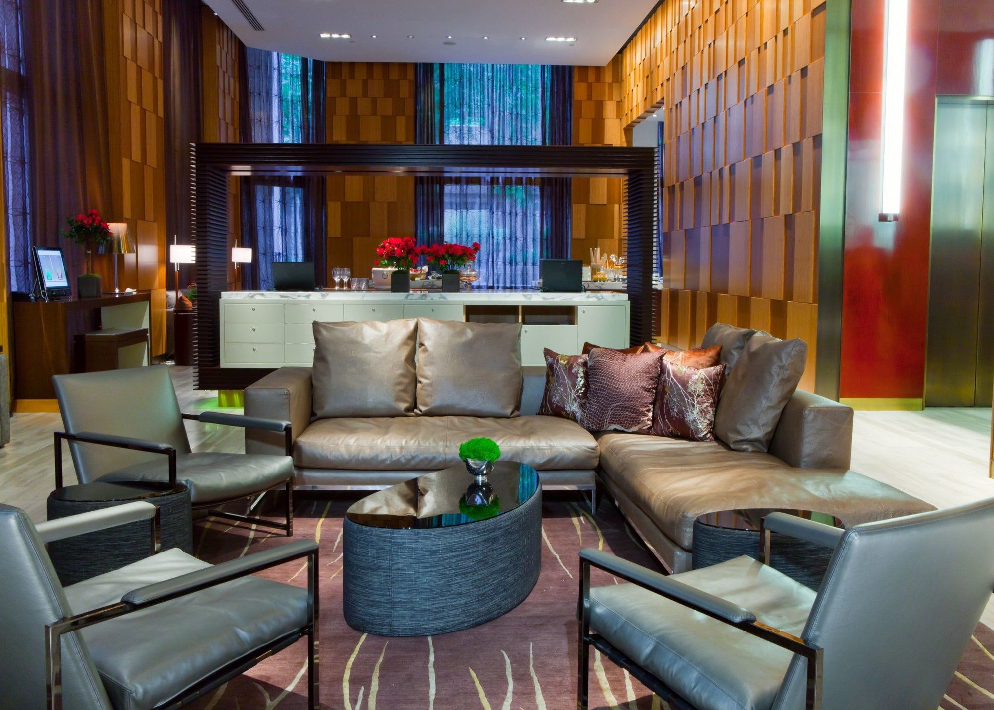 Hyatt Centric Street New York