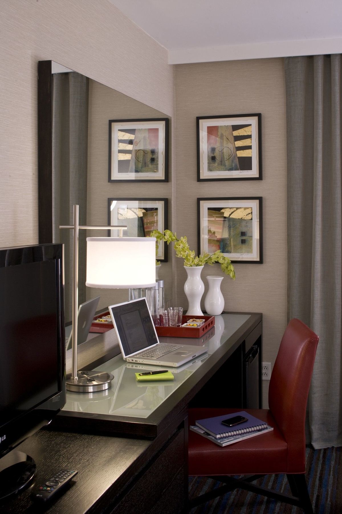 Hotel Courtyard By Marriott Times Square West 3*