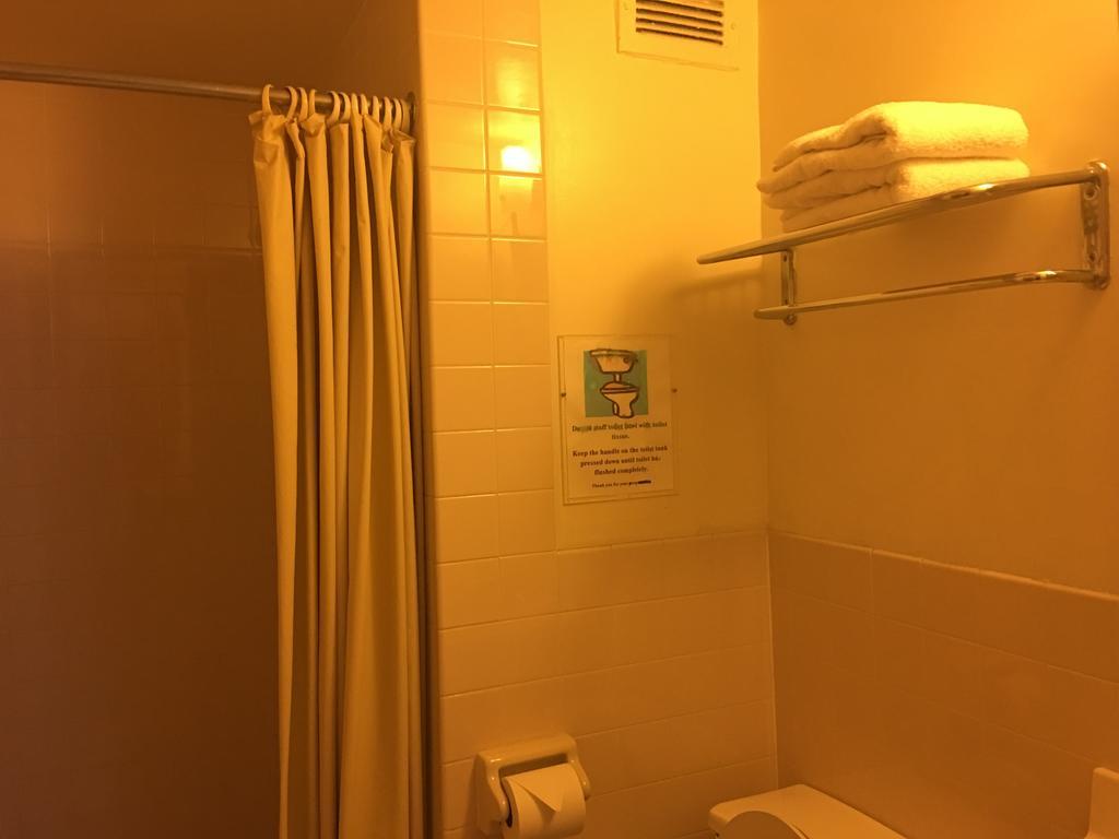 Hotel Seafarers International House New York