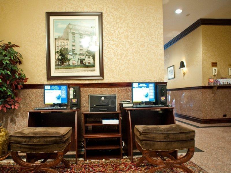 Hotel Newton