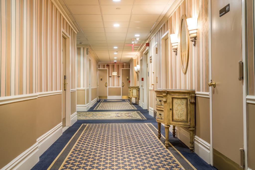 Hotel Wolcott 3*