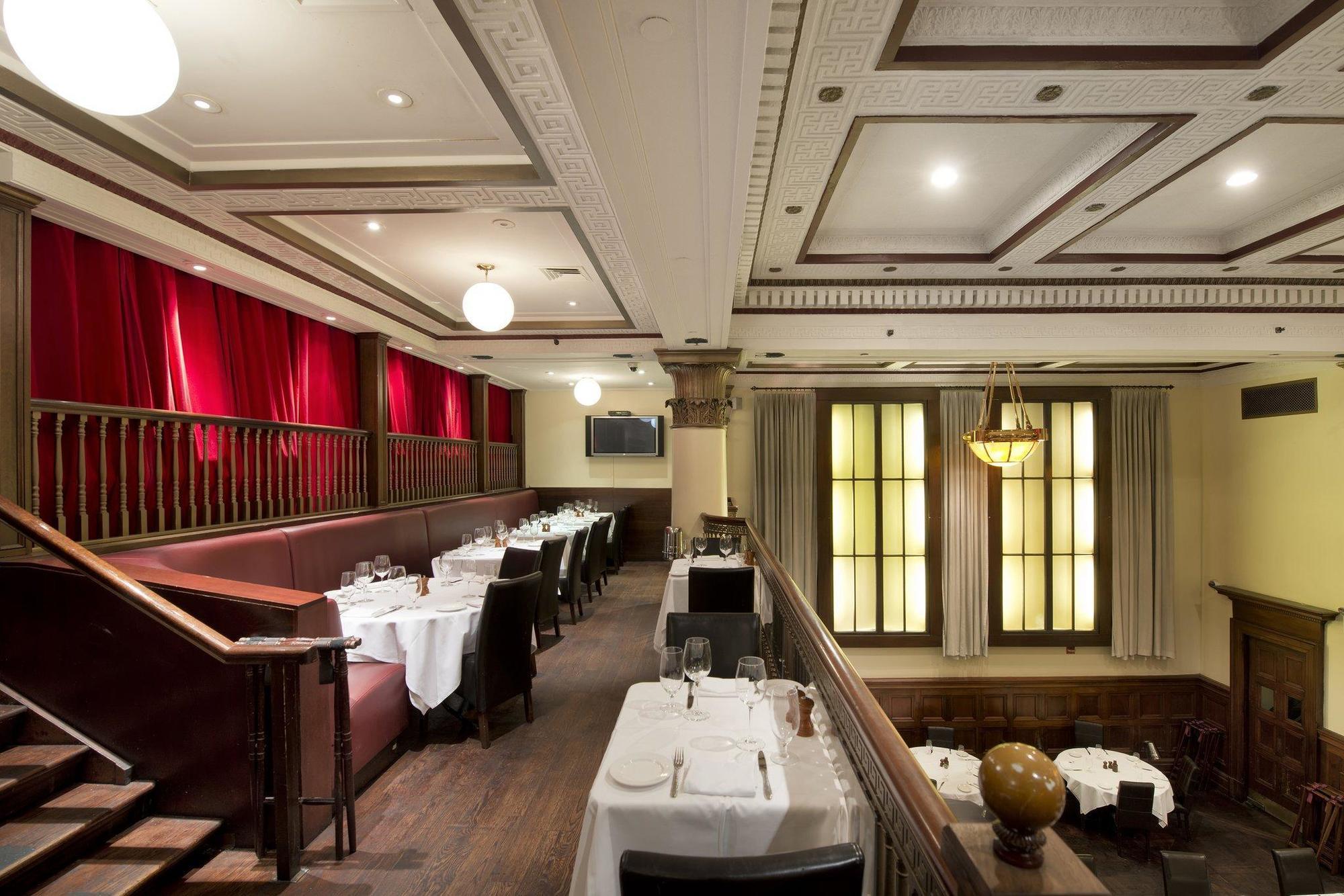 The Chemists Club Hotel 4*