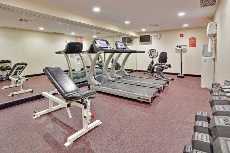 Holiday Express City Chelsea By Ihg Hotel 3*