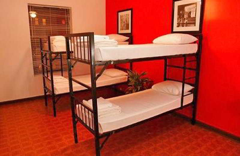 Broadway Hotel&hostel Hostel