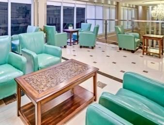 Howard Johnson By Wyndham Long Island New York
