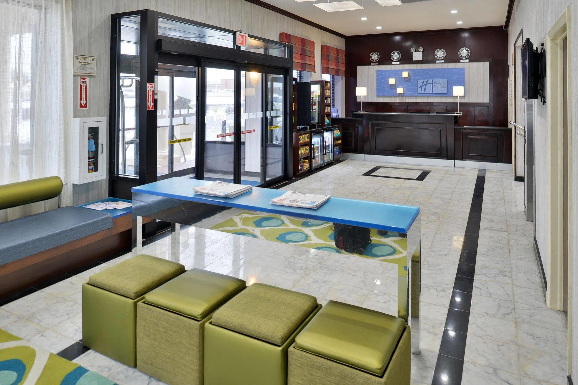 Hotel Holiday Express Kennedy Airport, An Ihg New York