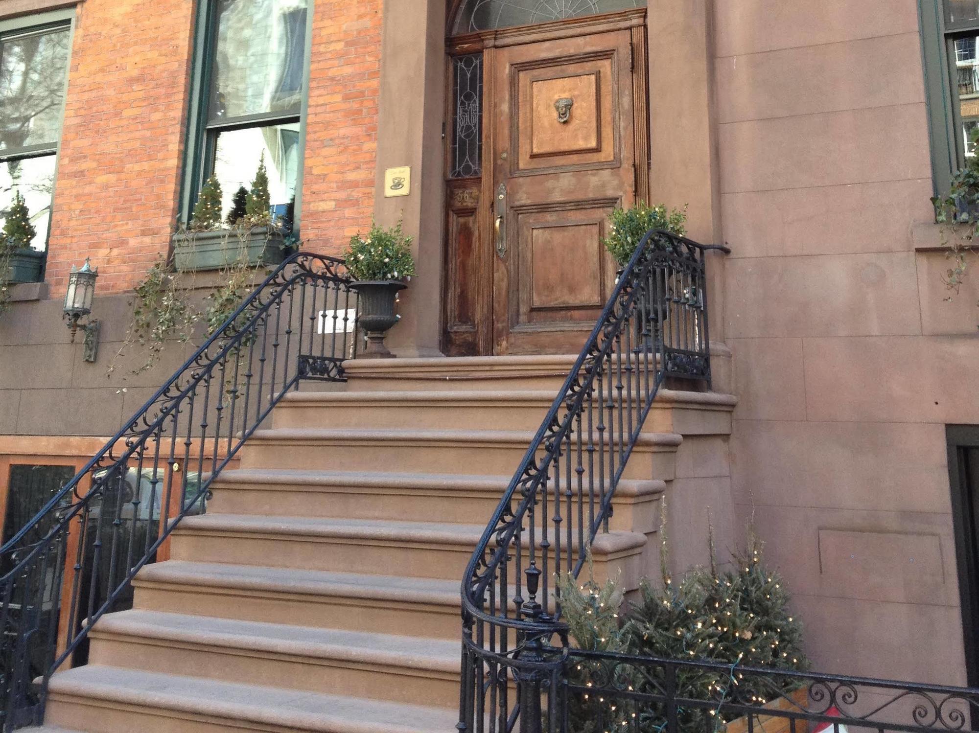 The At Irving Place 4*