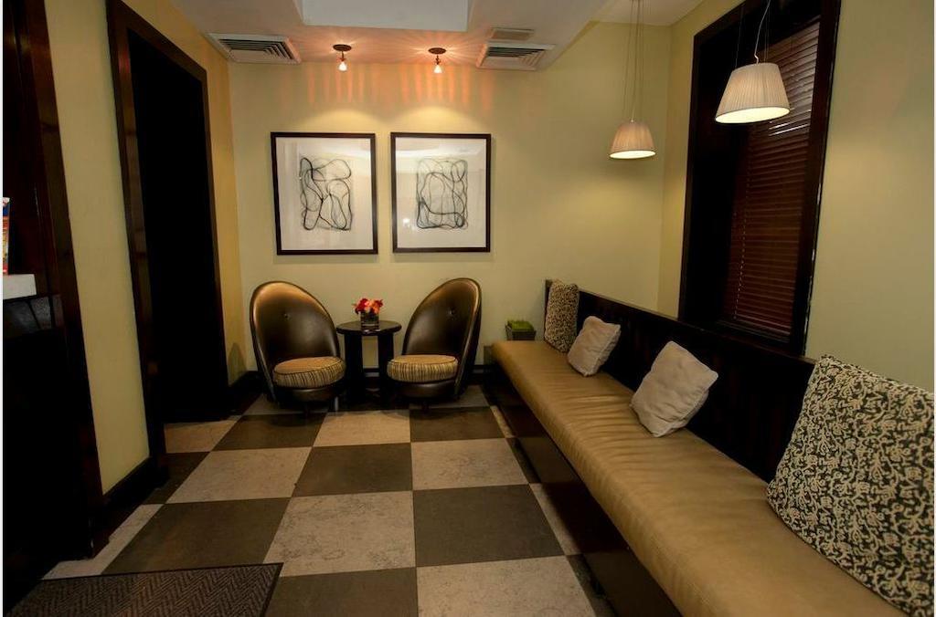 Hotel Park West