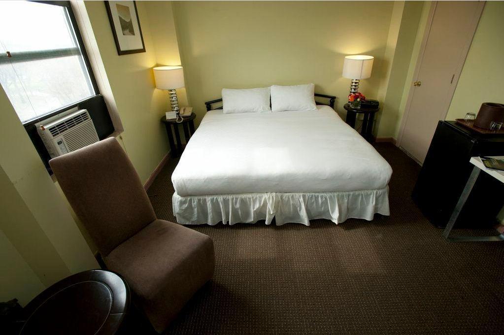 Hotel Park West 3*