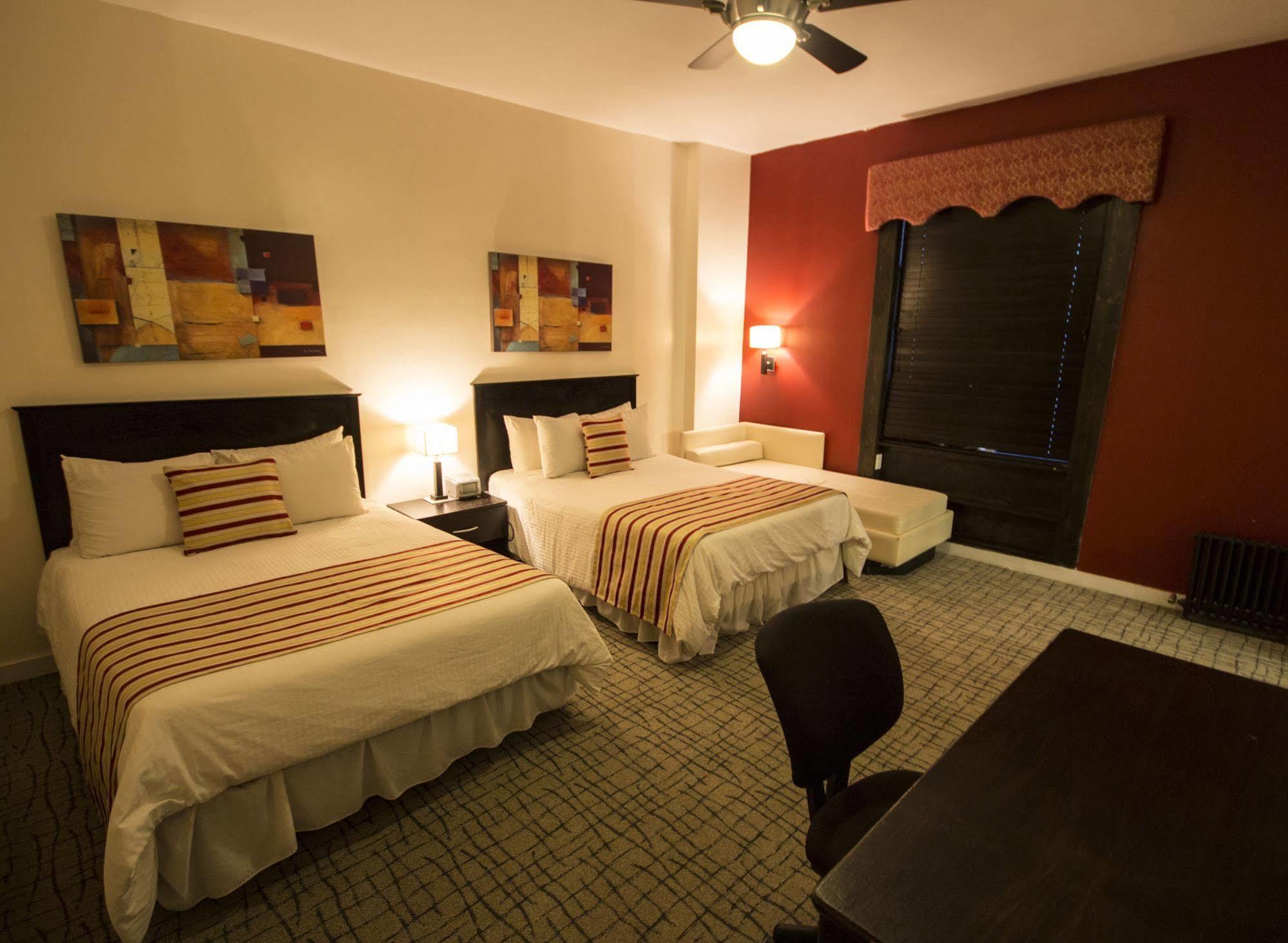 Royal Park Hostel