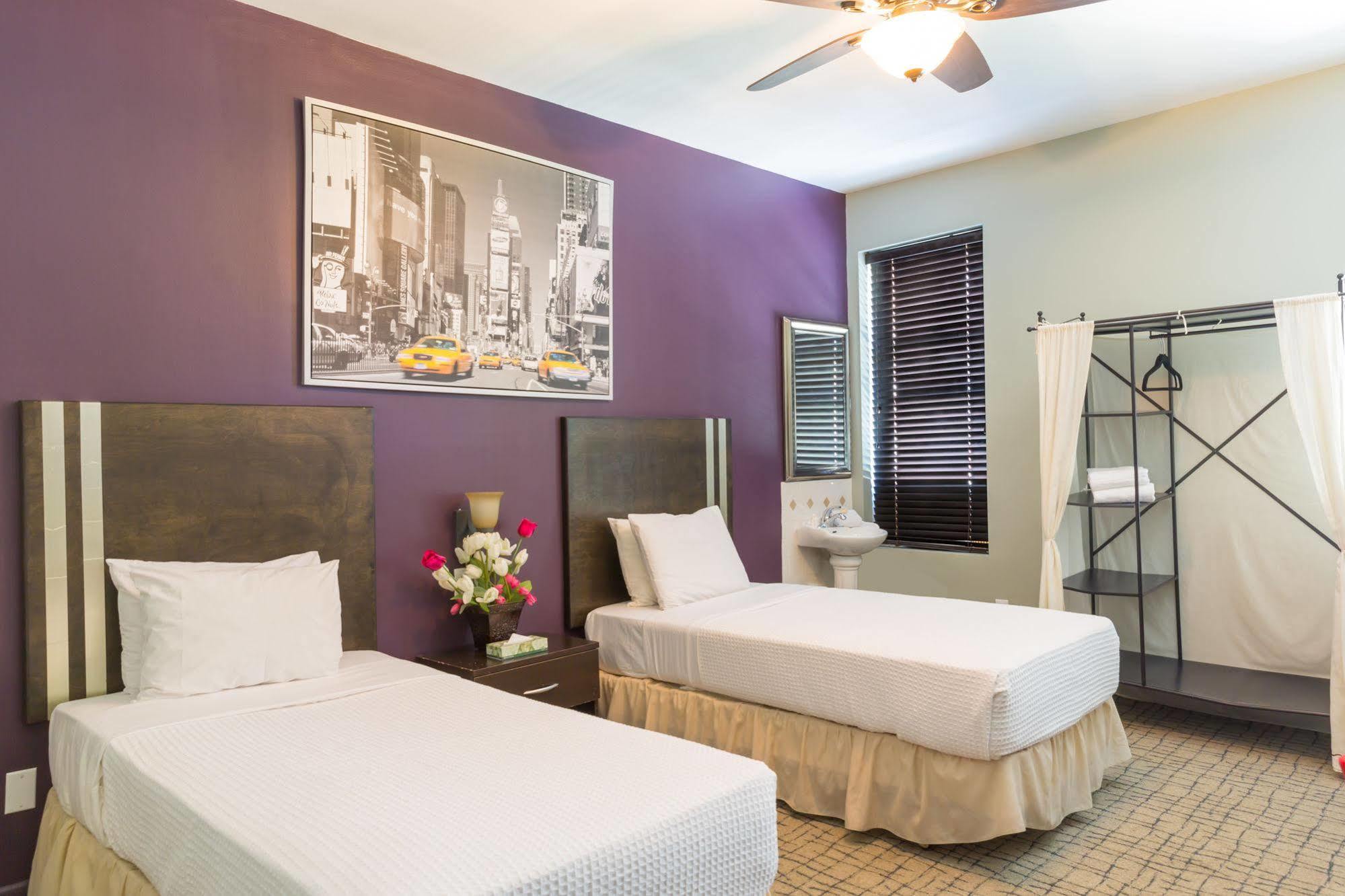 Broadway Hotel&hostel