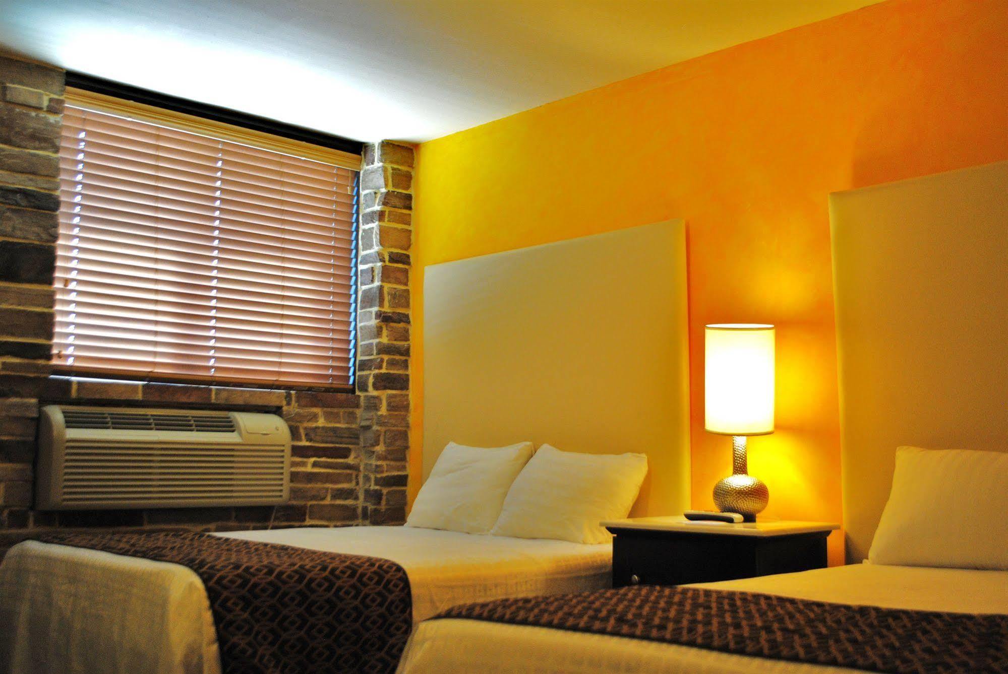 Surfside Three 2* New York