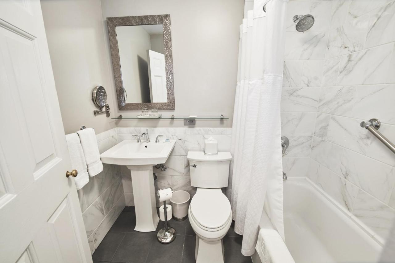 Hotel 3 West Club 3*