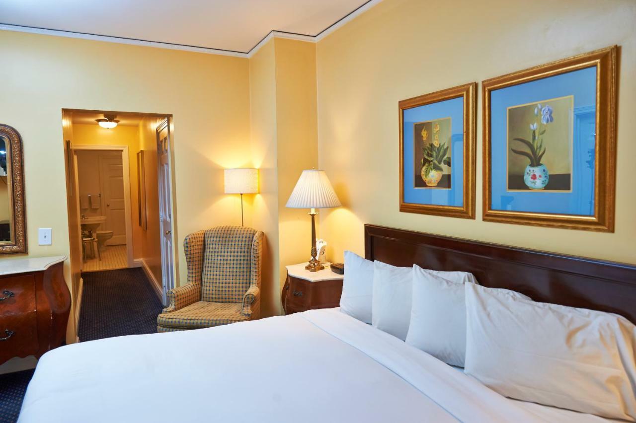 Hotel 3 West Club 3*
