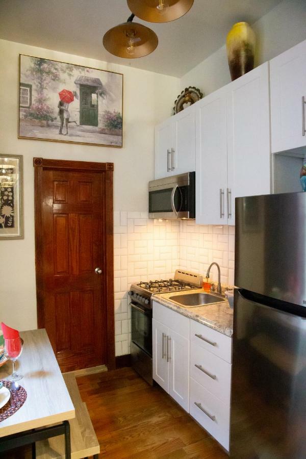 Harlem Apartment *