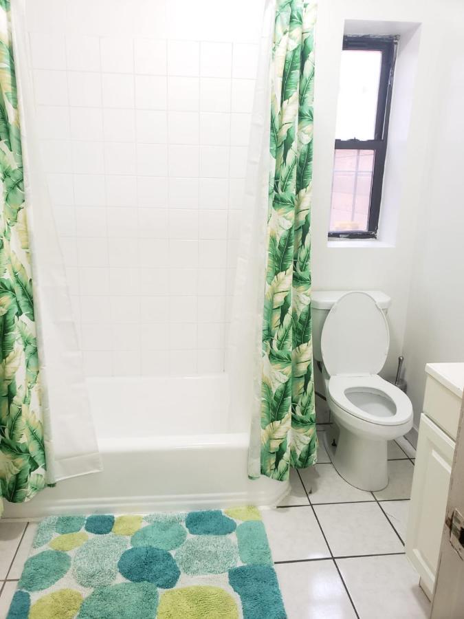 Harlem Apartment *