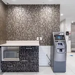 Hotel Ninety Five Fordham / St. Barnabas Hospital