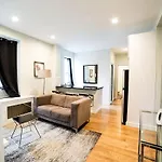 Newly Renovated Heart Of Lower East Side 2Br 1Ba, 5 Min Walk To Soho, 1 Block To Whole Foods, Washer Dryer!