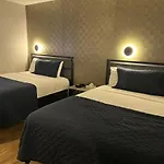 Cabana Hotel Yankee Stadium